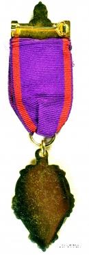 Знак INDEPENDENT ORDER OF ODDFELLOWS MANCHESTER UNITY – МАНЧЕСТЕРСКИЙ СОЮЗ НЕЗАВИСИМОГО ОРДЕНА ТАЙНОГО БРАТСТВА