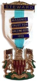Знак MTGB 1999. STEWARD Masonic Trust for Girls and Boys.