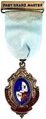 Знак PGM - Past Grand Master INDEPENDENT ORDER OF ODDFELLOWS MANCHESTER UNITY 